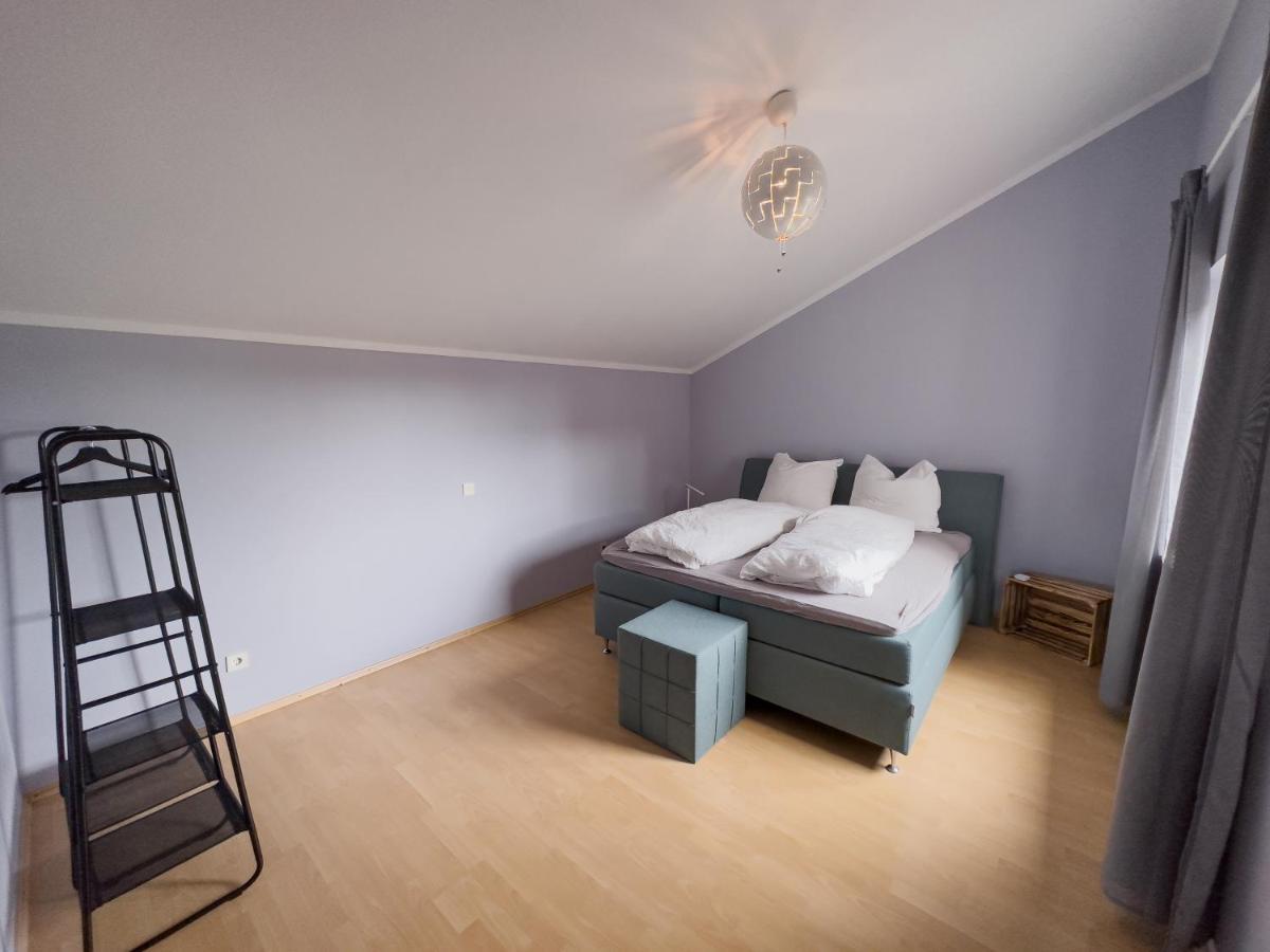 Ferienwohnung Ruhiges Juwel: Frisch Renoviert 100 Qm Jülich Exterior foto